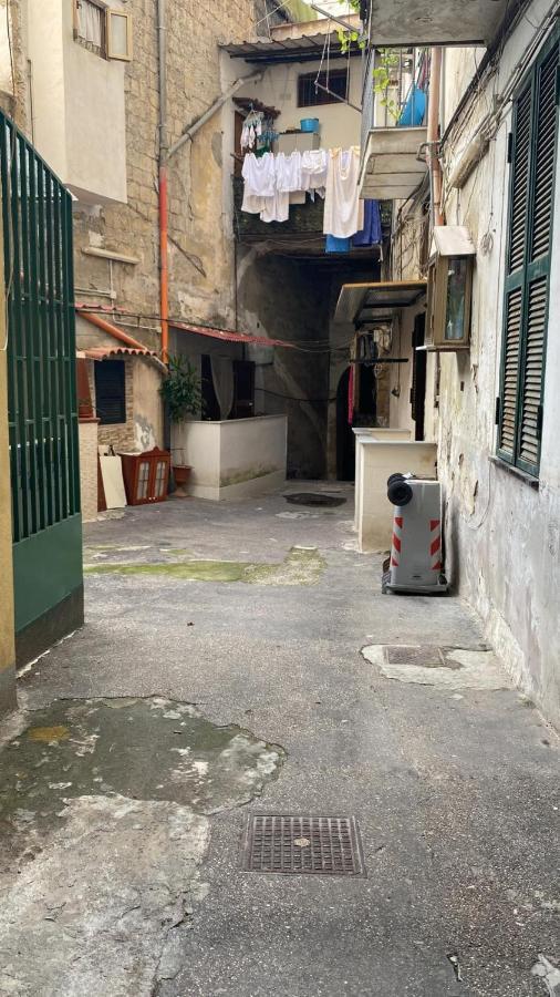 Casa Vacanza Mery &Sasy Napoli Esterno foto