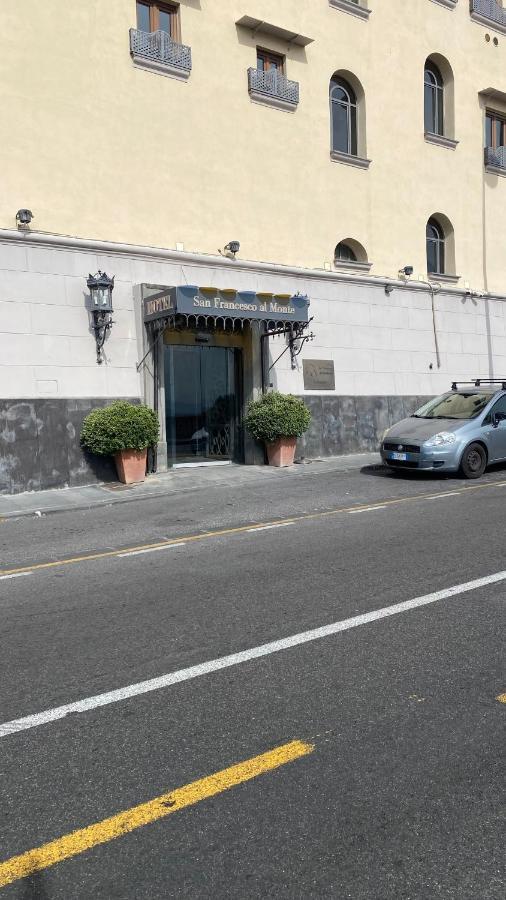 Casa Vacanza Mery &Sasy Napoli Esterno foto