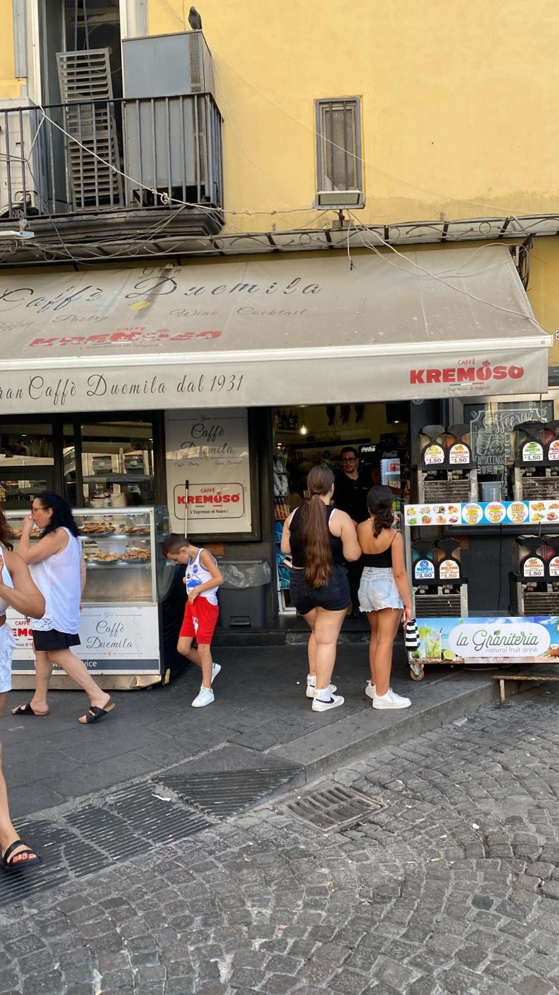 Casa Vacanza Mery &Sasy Napoli Esterno foto